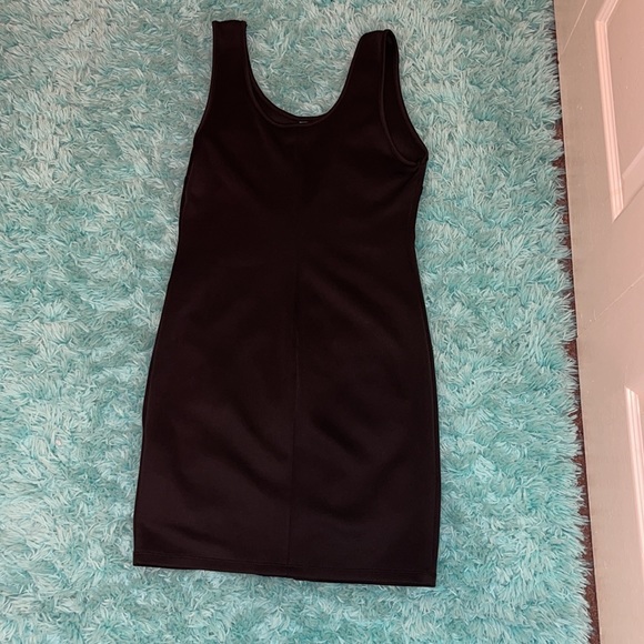 👗black dress forever 21 👗 - Picture 4 of 5